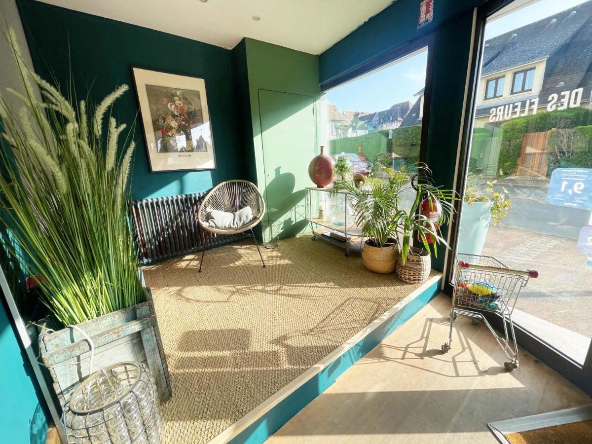 Frühstückspension La Des Fleurs 3*